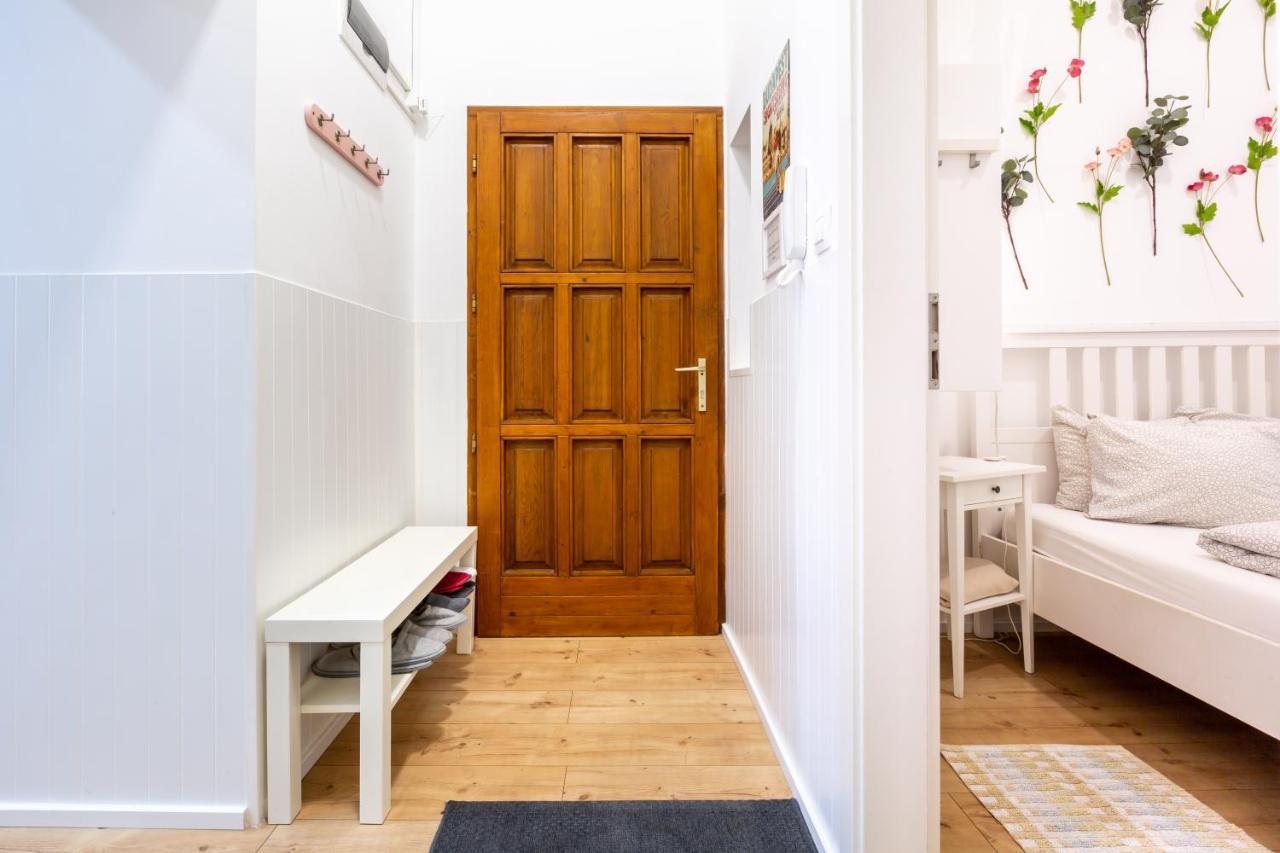 Elegant Coziness Appartement Boedapest Buitenkant foto